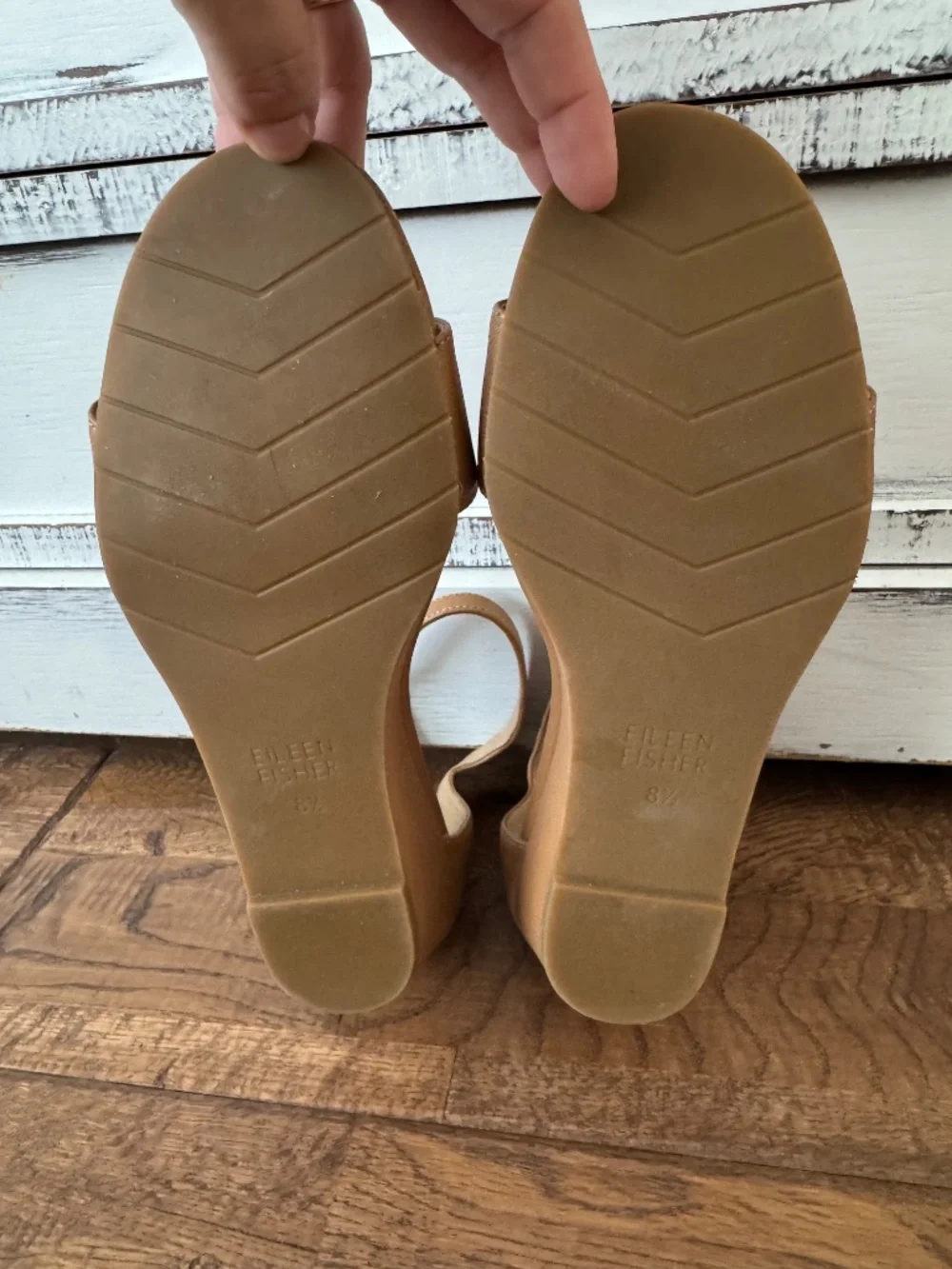Eileen FIsher Mara Tumbled Leather Wedge Sandal Honey Women's Size‎ 8.5